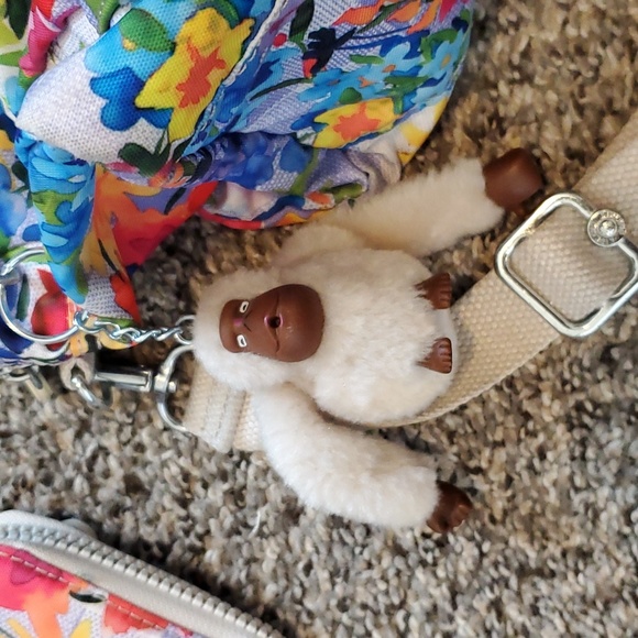 Kipling floral purse with matching wallet! - Picture 12 of 16